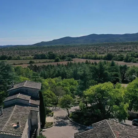 Domaine De Bonelli 招待所 4*