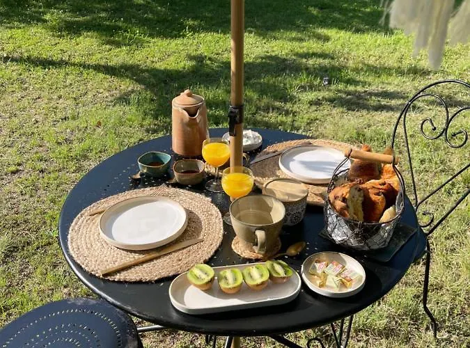 بيت ضيافة Domaine De Bonelli